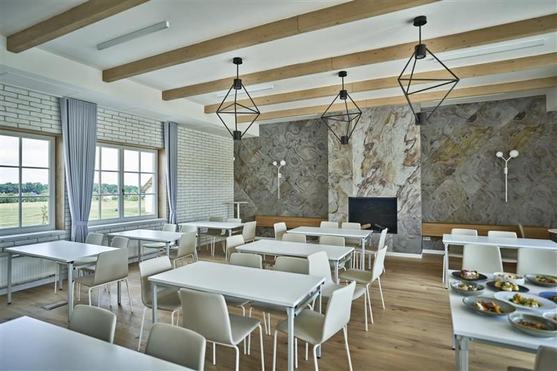 Apartments By Prague City Golf 외부 사진